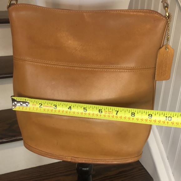 VINTAGE COACH Tribeca Camel Glove Tanned Leather Bleeker Duffle Shoulder Bag - Picture 11 of 17